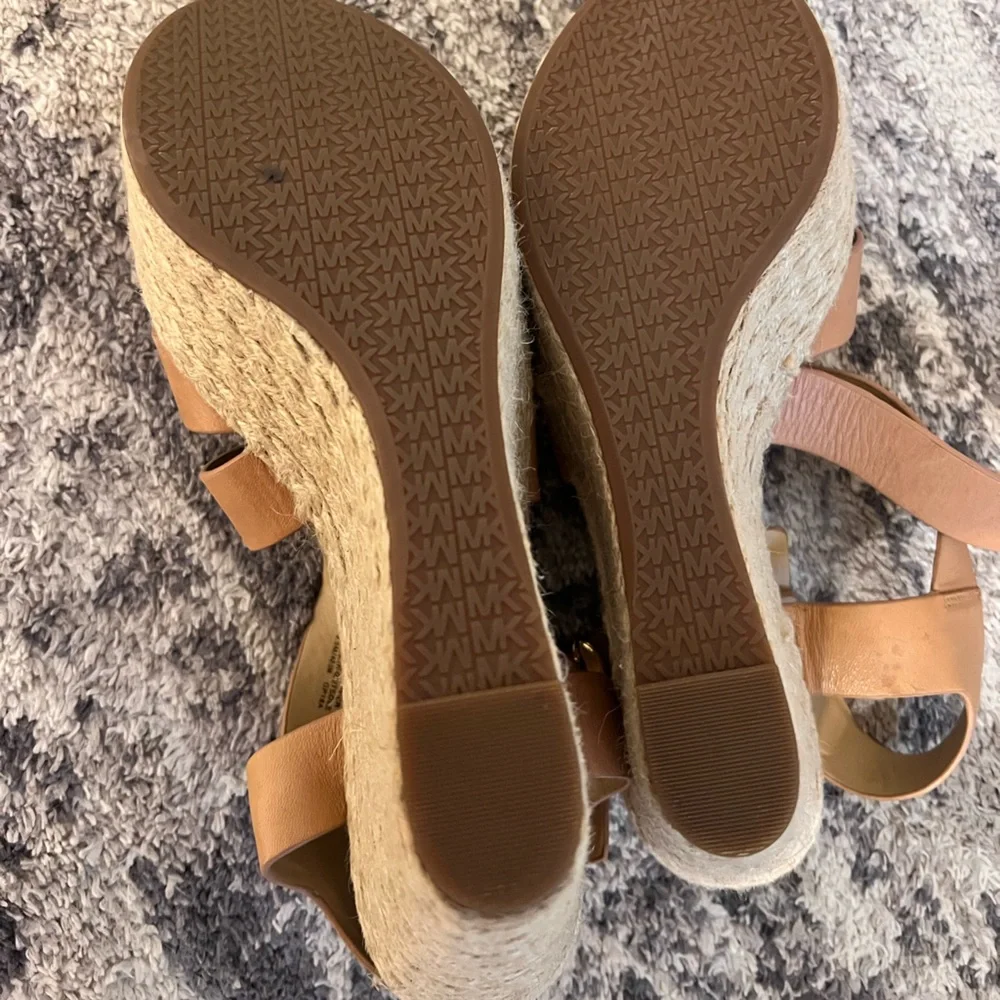 Michael Kors Kady wedge - Picture 2 of 8
